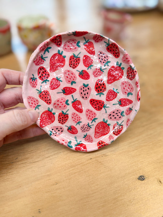 Large Strawberries Trinket Dish – One of a Kind Handbuilt Ceramics