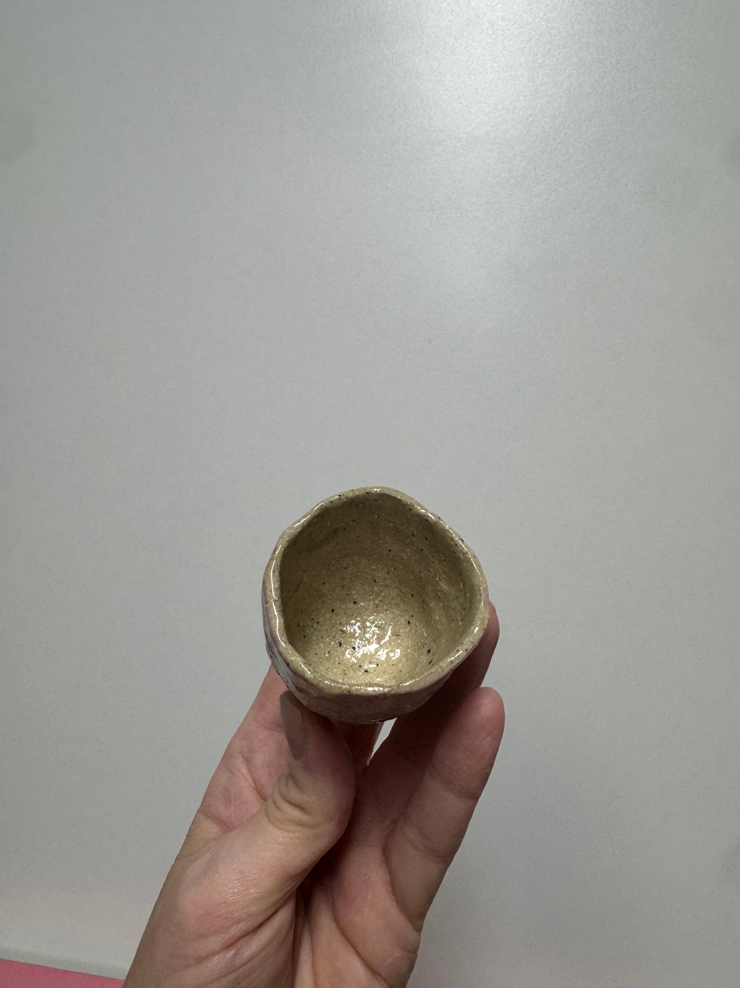 Ceramics - Handpainted Heart Vase (no scalloped edge)